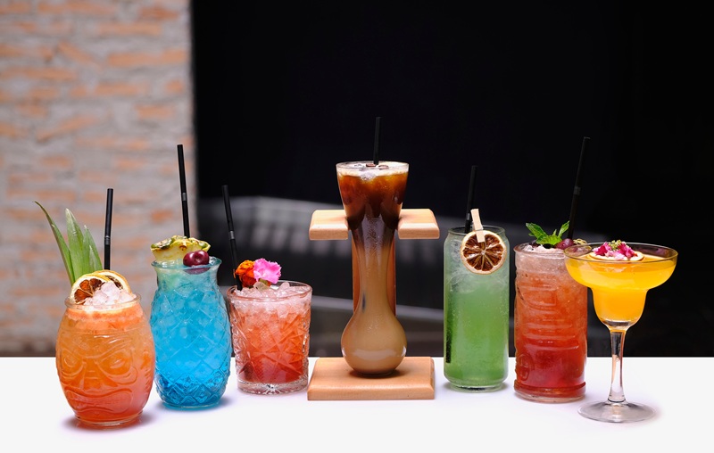 Jak podawać drinki, by zrobić wrażenie?