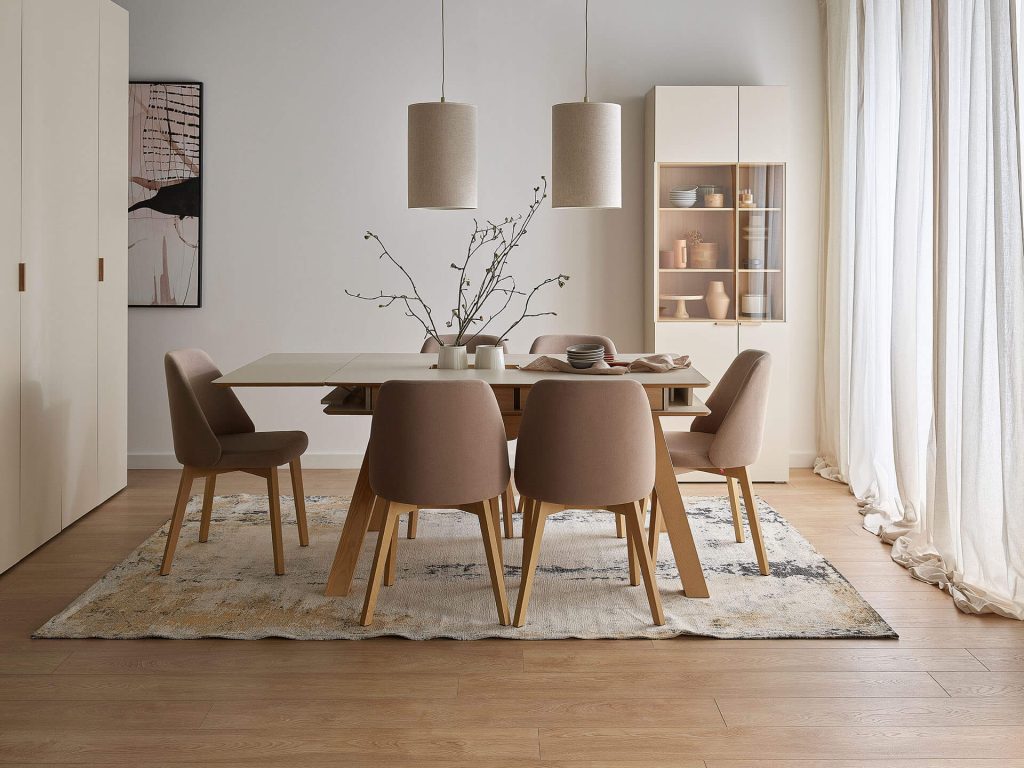 Stół w domu rodzinnym – jak wybrać model idealny do wspólnych posiłków, nauki i zabawy?